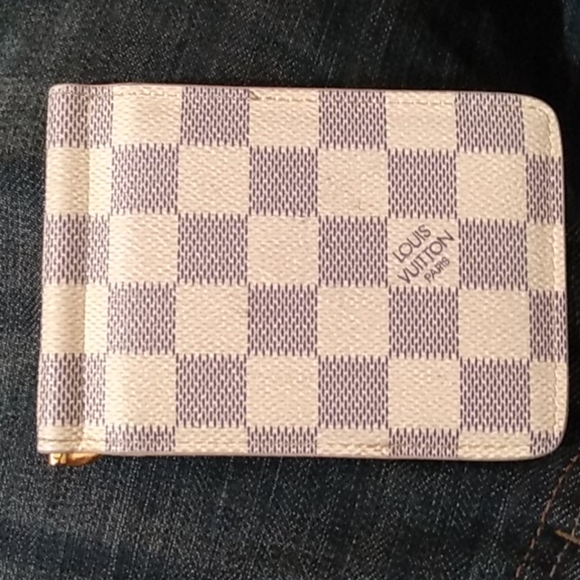 2007 Louis Vuitton wallet with money clip - Picture 1 of 3